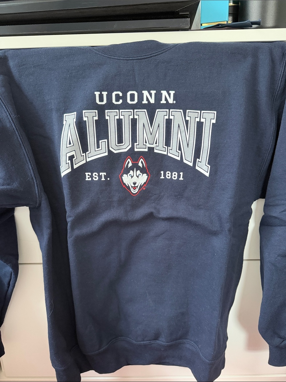 NEVER WORN UConn Alumni Navy Crewneck Sweater